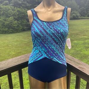 Lands End swimsuit one piece tank maillot modest basic geometric lined blue 6